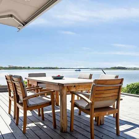 Lovely House With Panoramic View Ferienhaus Martofte