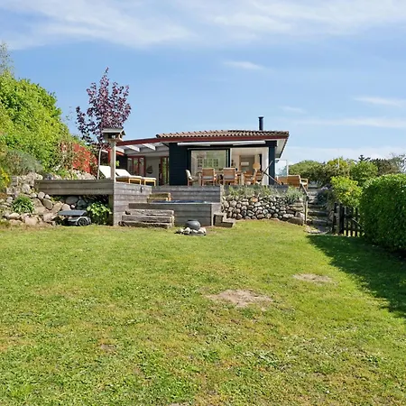Ferienhaus Lovely House With Panoramic View
